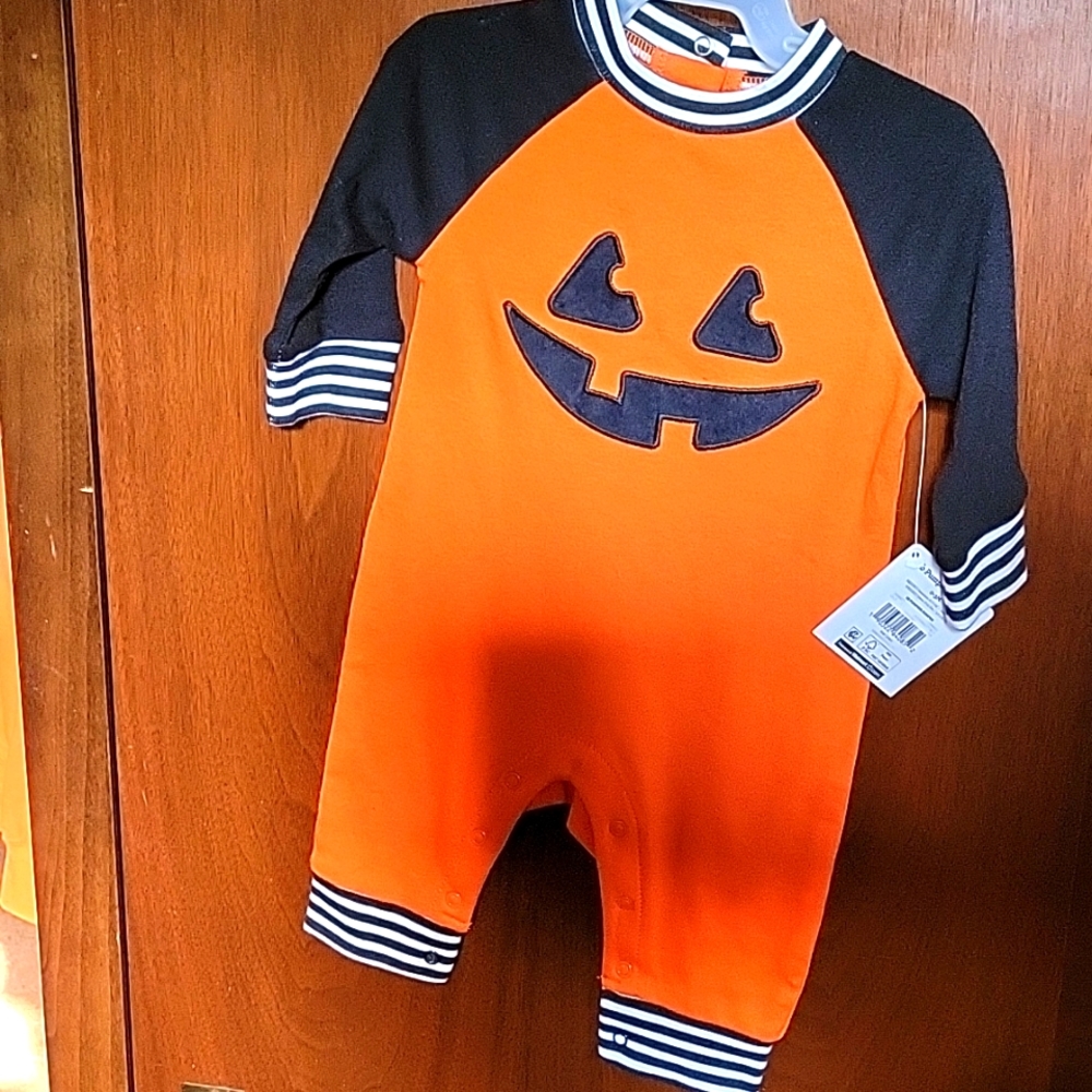 0-3m Halloween outfit
